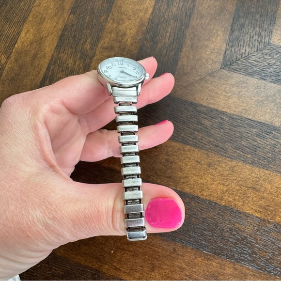 Timex Silver Stretch Band Watch - Picture 4 of 6